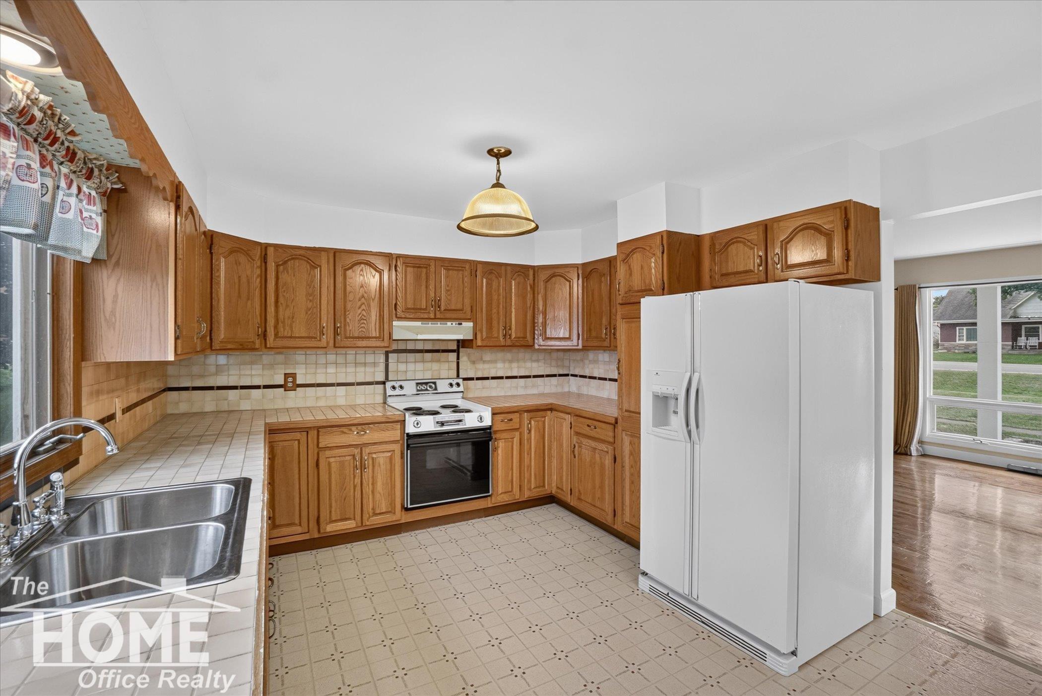 1590 Mason Road Owosso, MI 48867 - Photo 6 of 41 50219129-1e26acf7-61de-474d-b6e9-0394b7343415.JPG