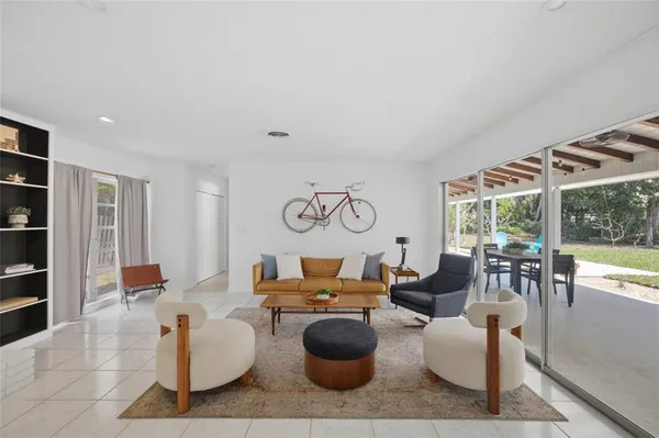 $496,000 | 615 Fontana Lane, Bradenton, FL 34209