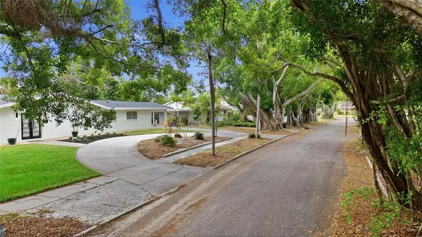 $496,000 | 615 Fontana Lane, Bradenton, FL 34209