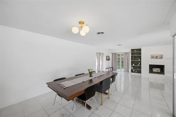 $496,000 | 615 Fontana Lane, Bradenton, FL 34209