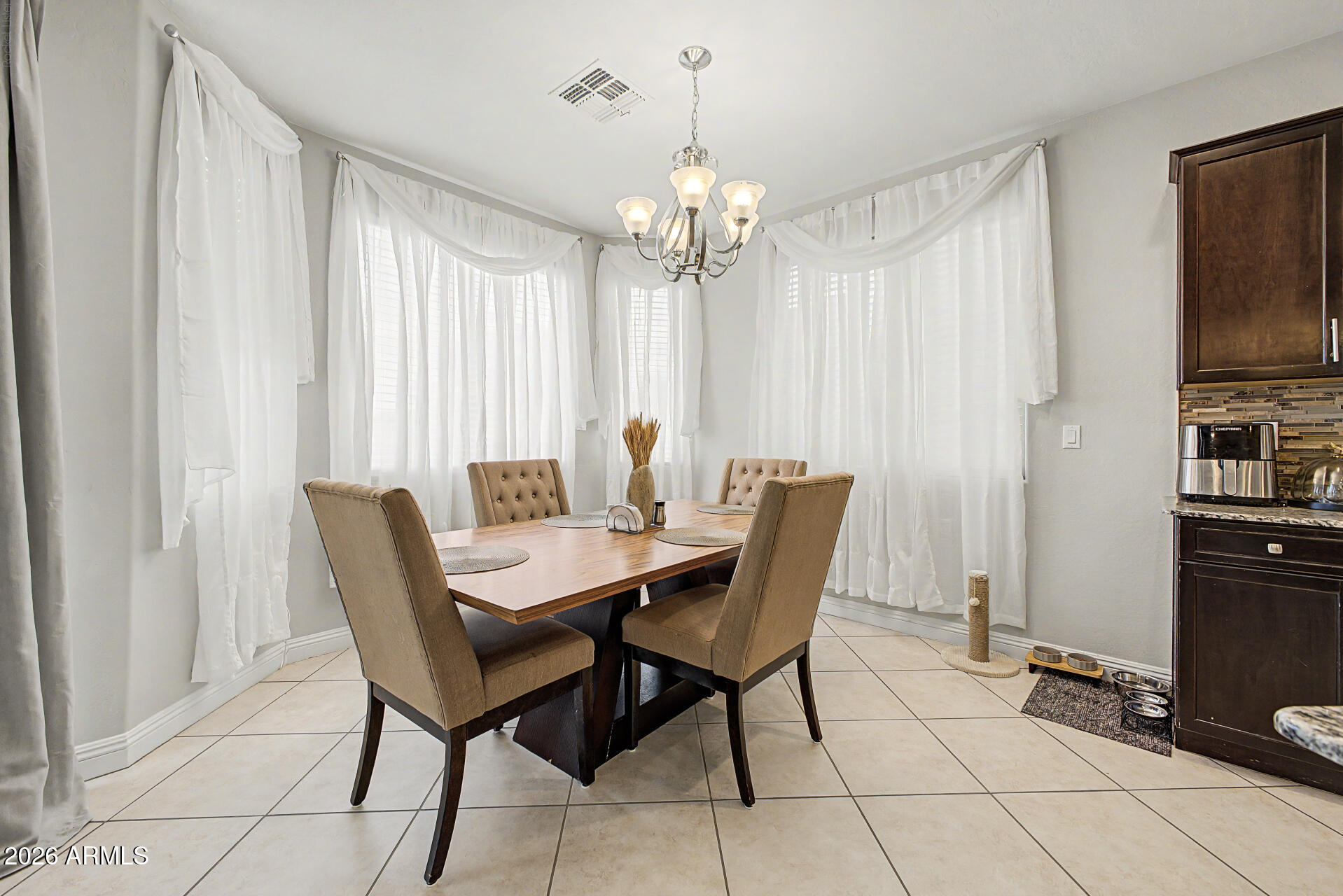 18461 North Ravello Road Maricopa, AZ 85138 - Photo 6 of 36 11 - Ravello