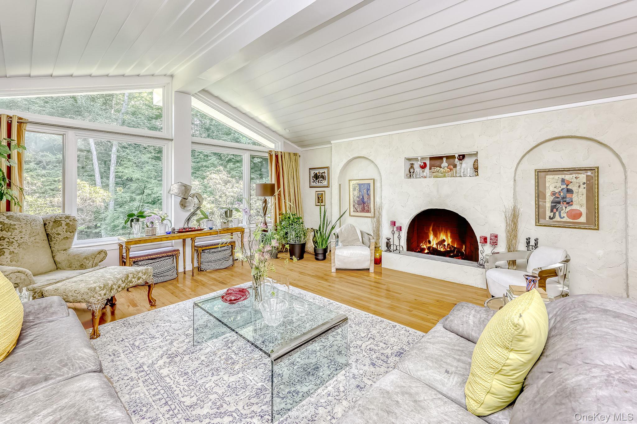 10 Longbow Road Suffern, NY 10901 - Photo 5 of 27