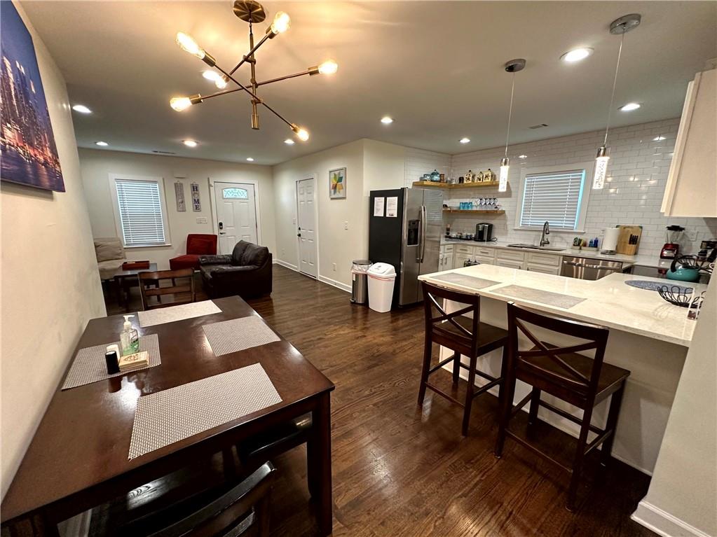 1082 Mayson Turner Road Northwest Atlanta, GA 30314 - Photo 9 of 34 Gallery Image 9