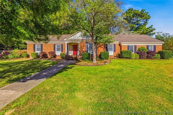 $1,950 | 325 Northview Drive, Fayetteville, NC 28303