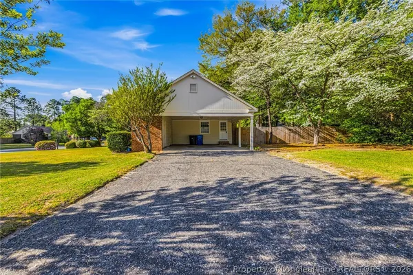 $1,950 | 325 Northview Drive, Fayetteville, NC 28303