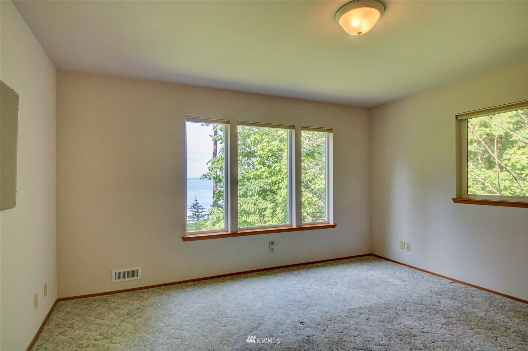 9247 Marshall Road Bow, WA 98232 - Photo 23 of 36 Gallery Image 23