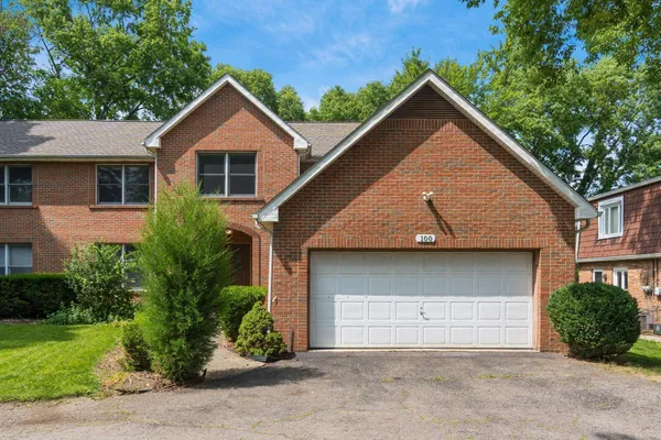 $3,400 | 100 East Dublin Granville Road, Worthington, OH 43085