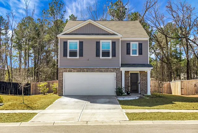 $405,000 | 639 South Mulberry Drive, Moncks Corner, SC 29461