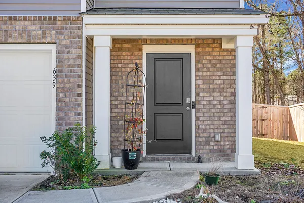 $405,000 | 639 South Mulberry Drive, Moncks Corner, SC 29461