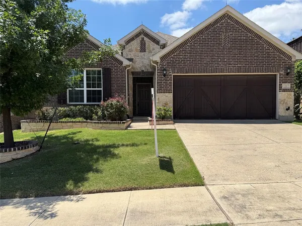 $3,700 | 211 Copper Canyon Drive, Lewisville, TX 75067