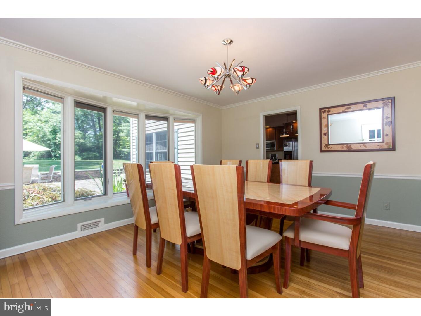 1434 Glenhardie Road Wayne, PA 19087 - Photo 5 of 25 Dining Room