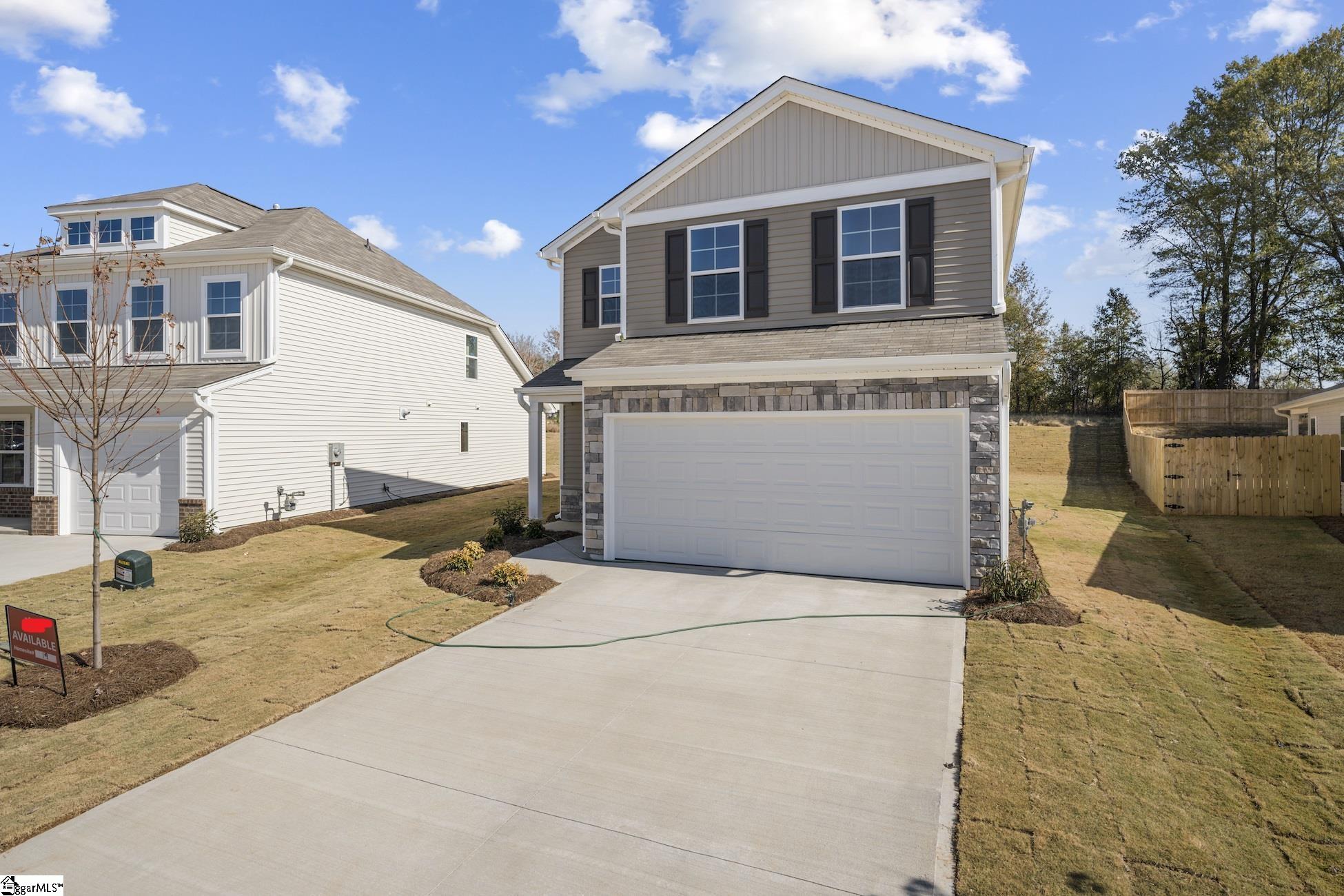 7243 Heirloom Lane Inman, SC 29349 - Photo 3 of 32
