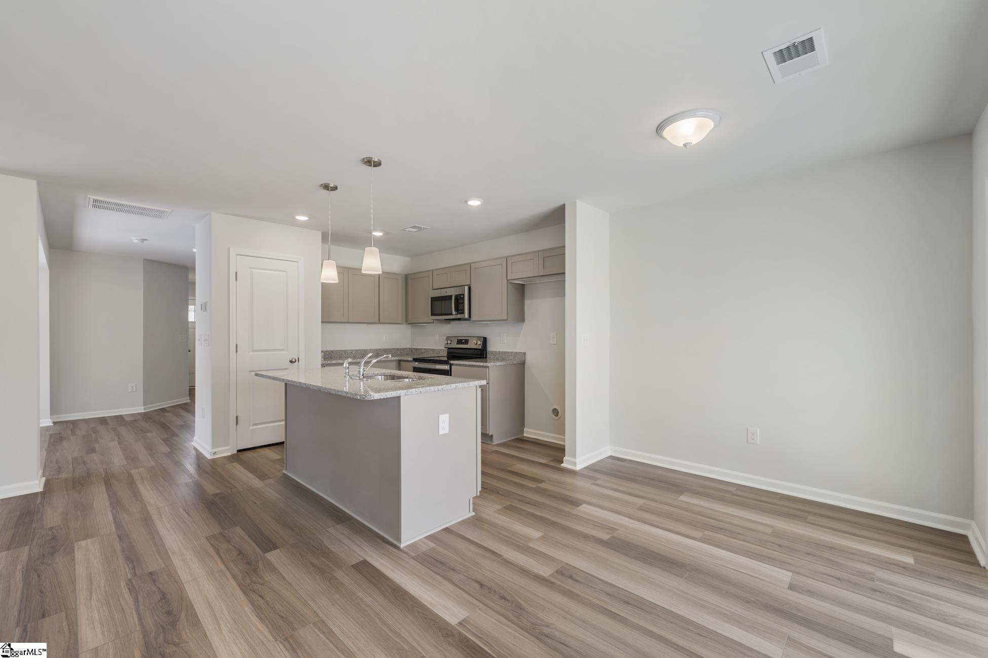 7243 Heirloom Lane Inman, SC 29349 - Photo 10 of 32