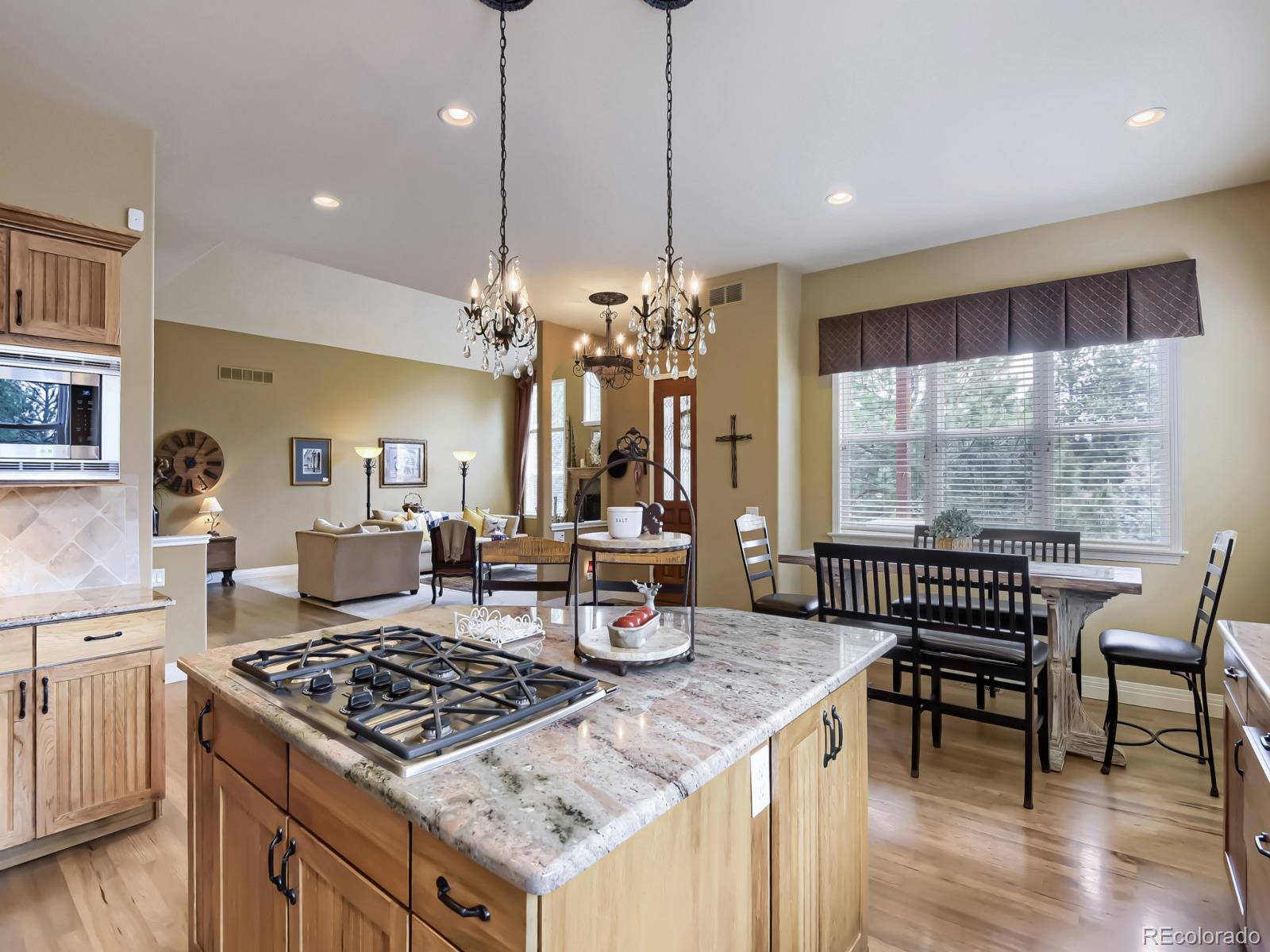 620 Cumberland Road Larkspur, CO 80118 - Photo 3 of 31