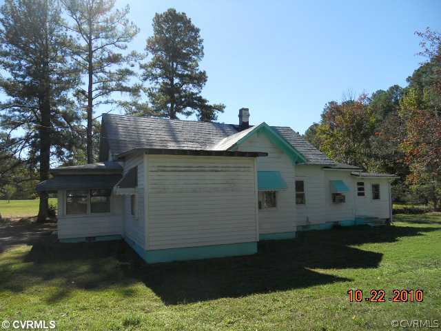 3867 Spring Grove Avenue Spring Grove, VA 23881 - Photo 2 of 6 Exterior Back