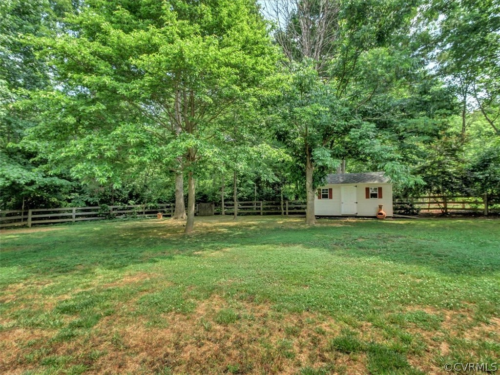 13110 Carters Way Road Chesterfield, VA 23838 - Photo 29 of 31 a view of a house with backyard