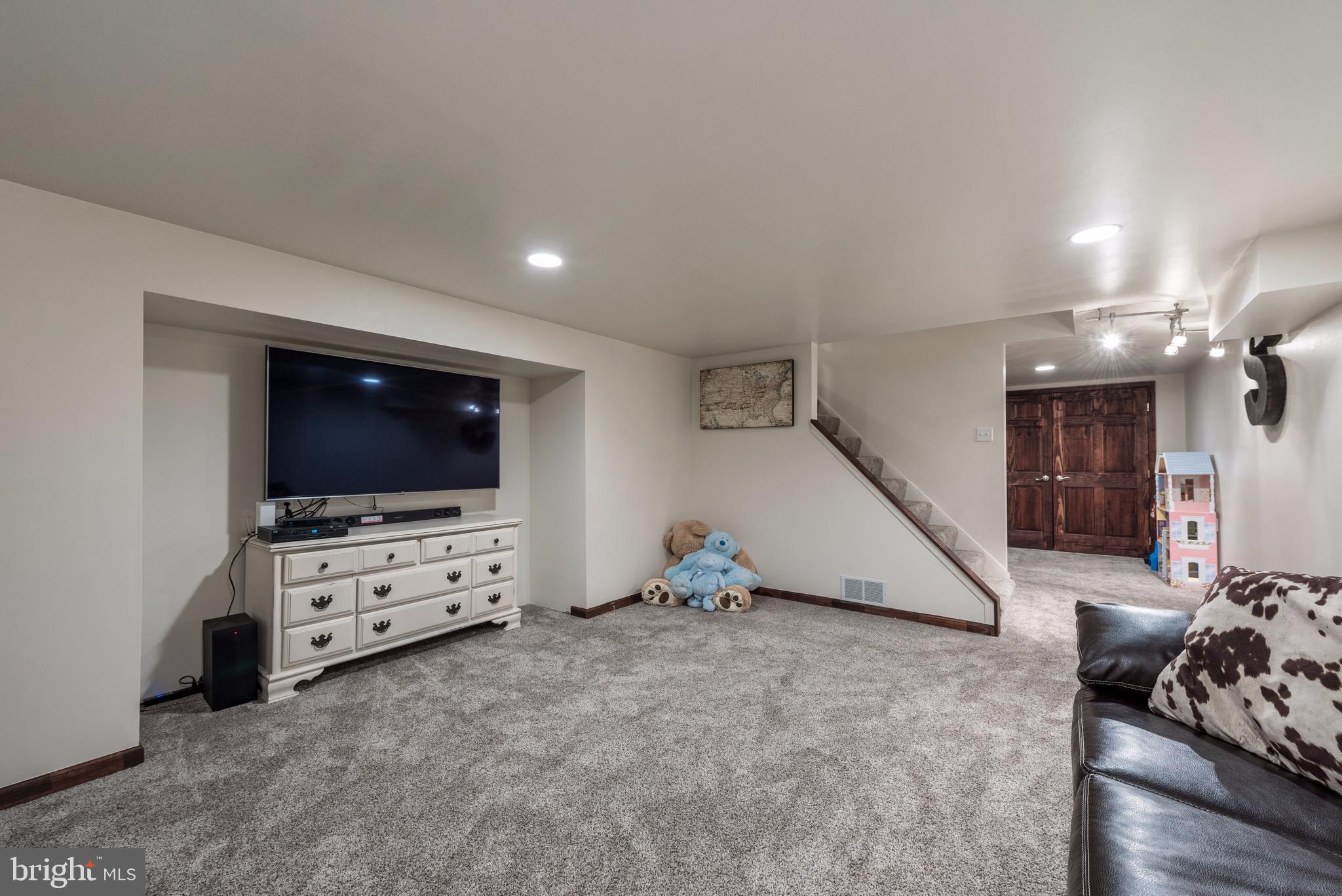 810 Webster Hill Road Lititz, PA 17543 - Photo 19 of 21