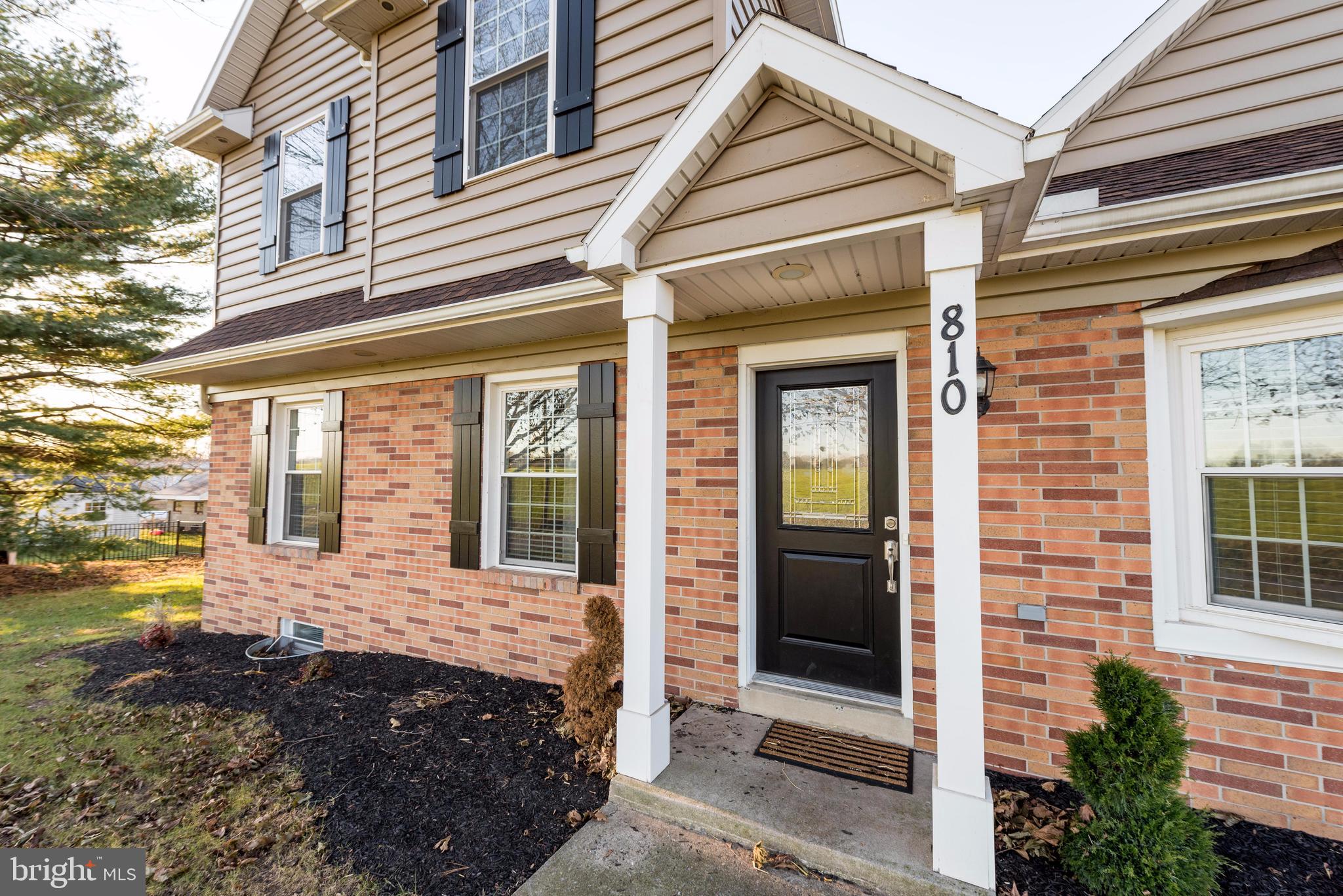 810 Webster Hill Road Lititz, PA 17543 - Photo 4 of 21