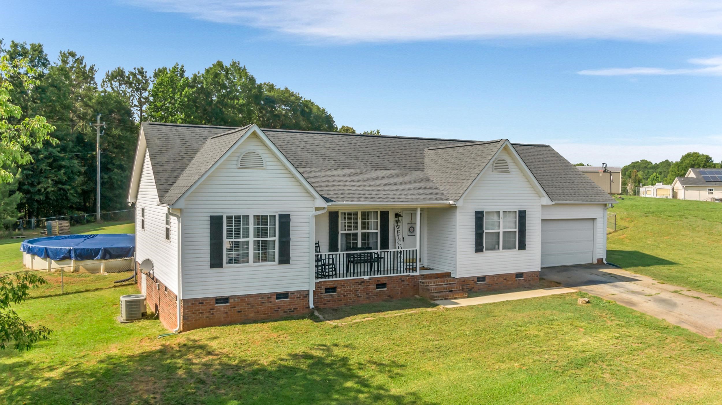 266 Crooked Tree Drive Inman, SC 29349 - Photo 3 of 36