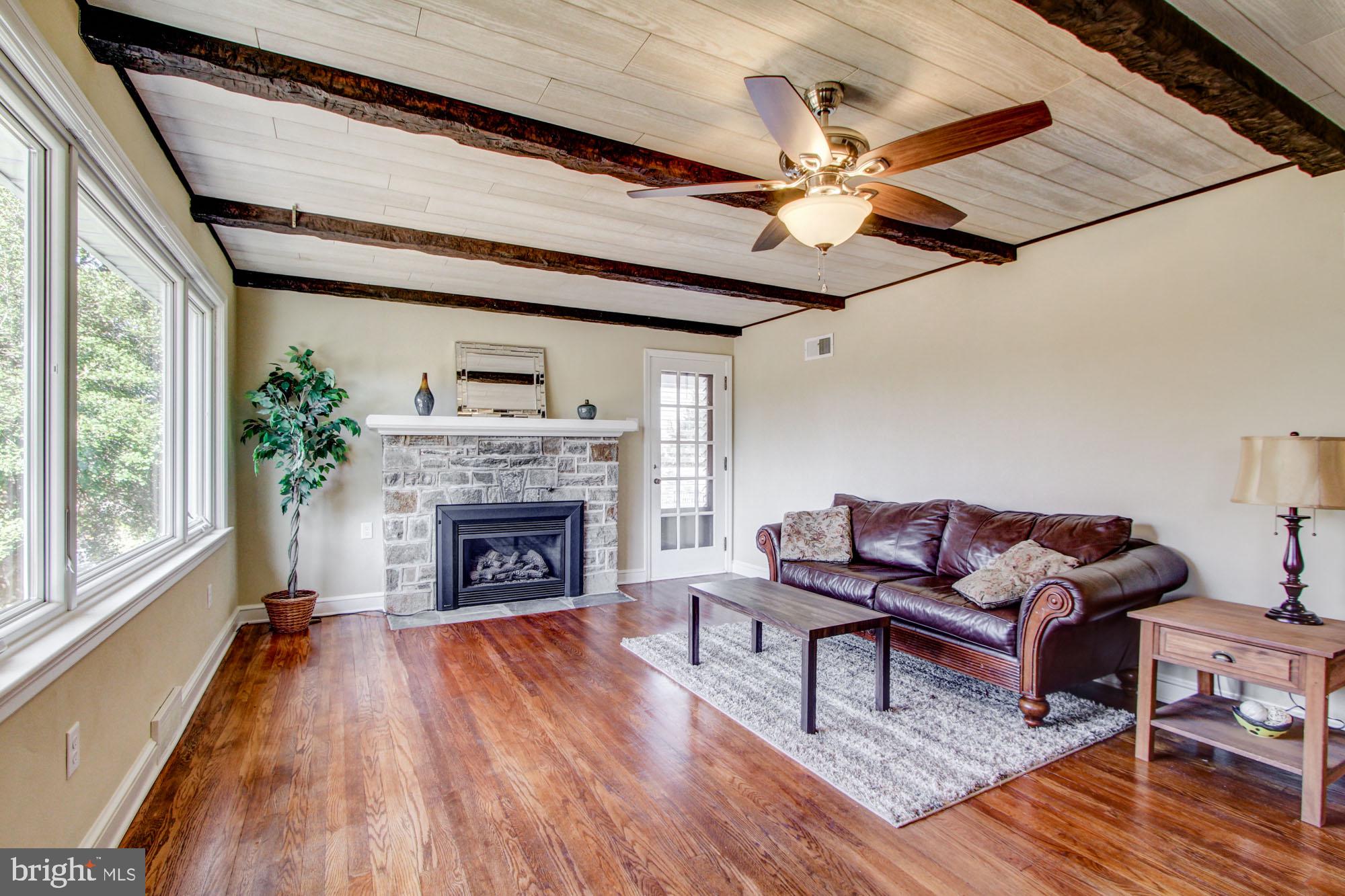 1003 Smith Hill Road York, PA 17408 - Photo 3 of 26 Gallery Image 3