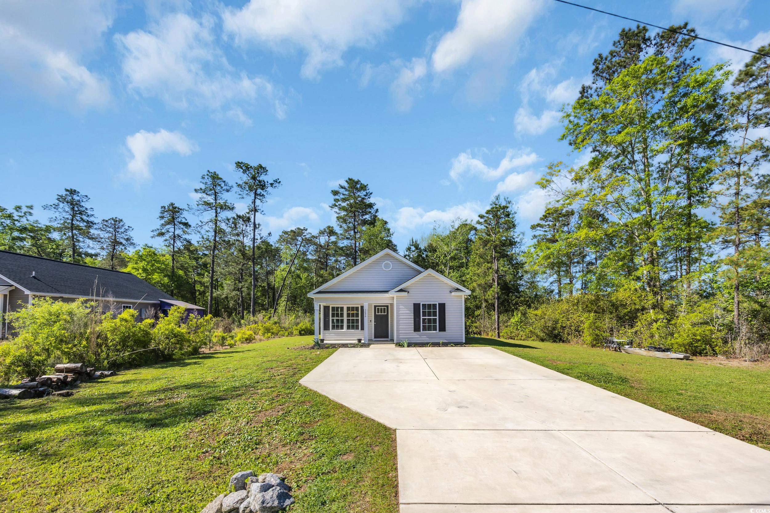 3096 Hugo Road Conway, SC 29527 - Photo 3 of 33