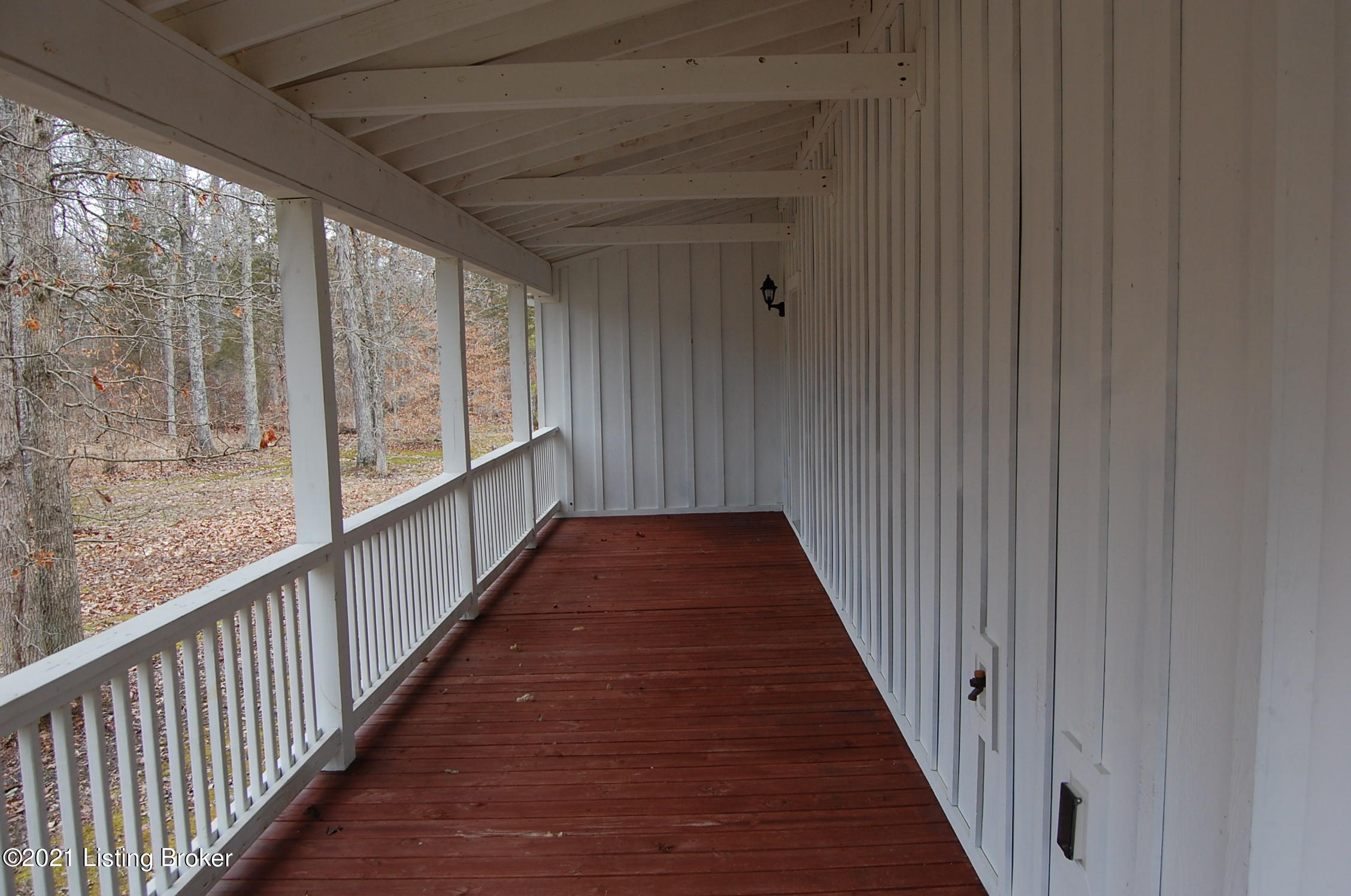 329 Greenwell Road Shepherdsville, KY 40165 - Photo 4 of 49 DSC_0268