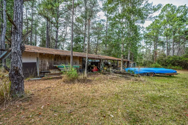 a house view with a outdoor space