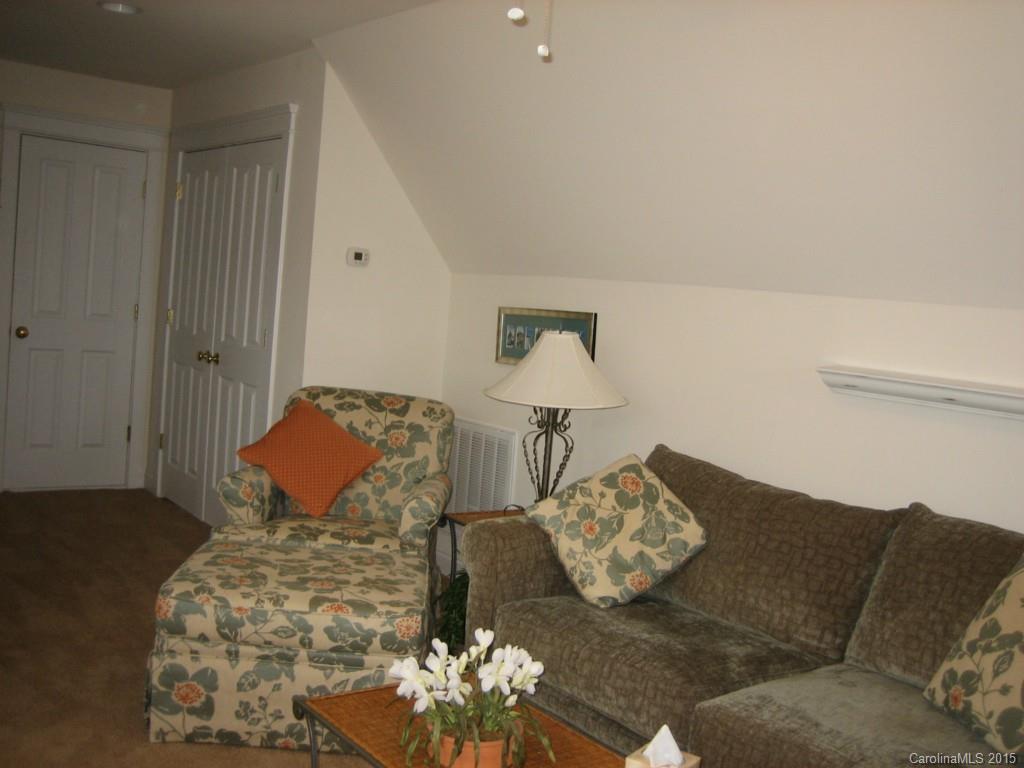 284 Bridges Farm Road Davidson, NC 28115 - Photo 18 of 24 Gallery Image 18
