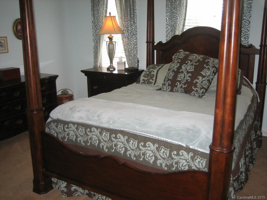 284 Bridges Farm Road Davidson, NC 28115 - Photo 10 of 24 Gallery Image 10