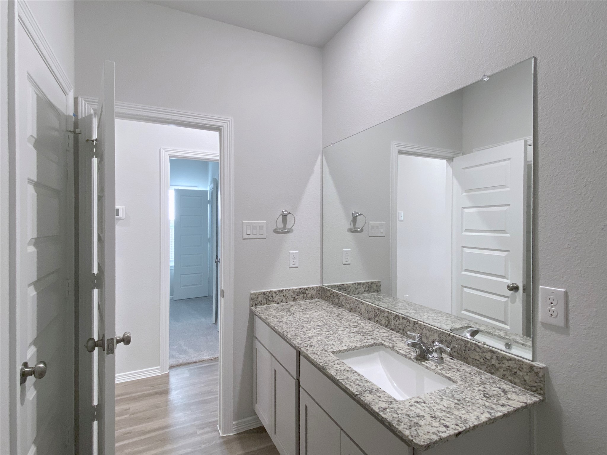 23338 Spring Genesis Lane Katy, TX 77493 - Photo 16 of 18 2nd bathroom with granite countertops