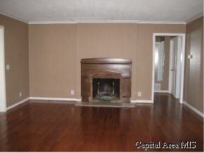 3007 Spaulding Orchard Road Springfield, IL 62711 - Photo 3 of 9
