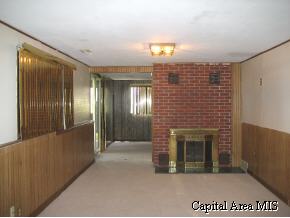 3007 Spaulding Orchard Road Springfield, IL 62711 - Photo 5 of 9