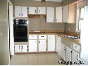 3007 Spaulding Orchard Road Springfield, IL 62711 - Photo 6 of 9