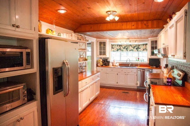 10111 Old Stage Road Stockton, AL 36579 - Photo 27 of 46 Kitchen