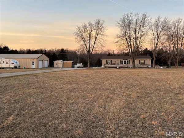 $640,000 | 13449 Highway J Conway Mo 65632, Conway, MO 65632