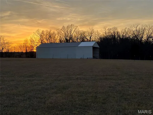 $640,000 | 13449 Highway J Conway Mo 65632, Conway, MO 65632