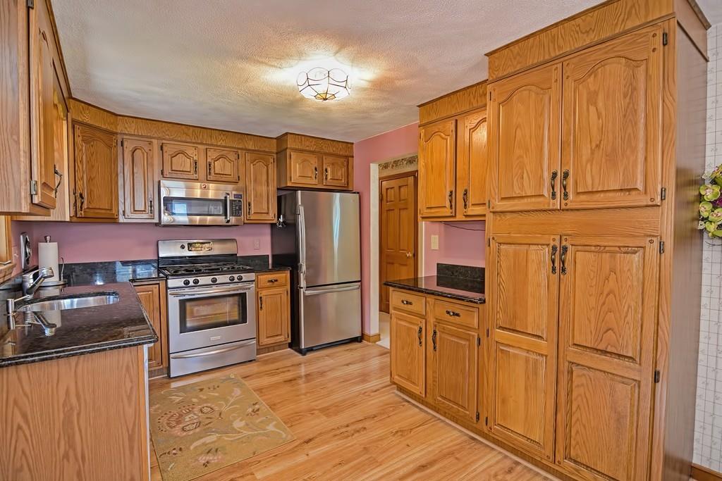 35 Poskus Street Stoughton, MA 02072 - Photo 6 of 40 Gallery Image 6