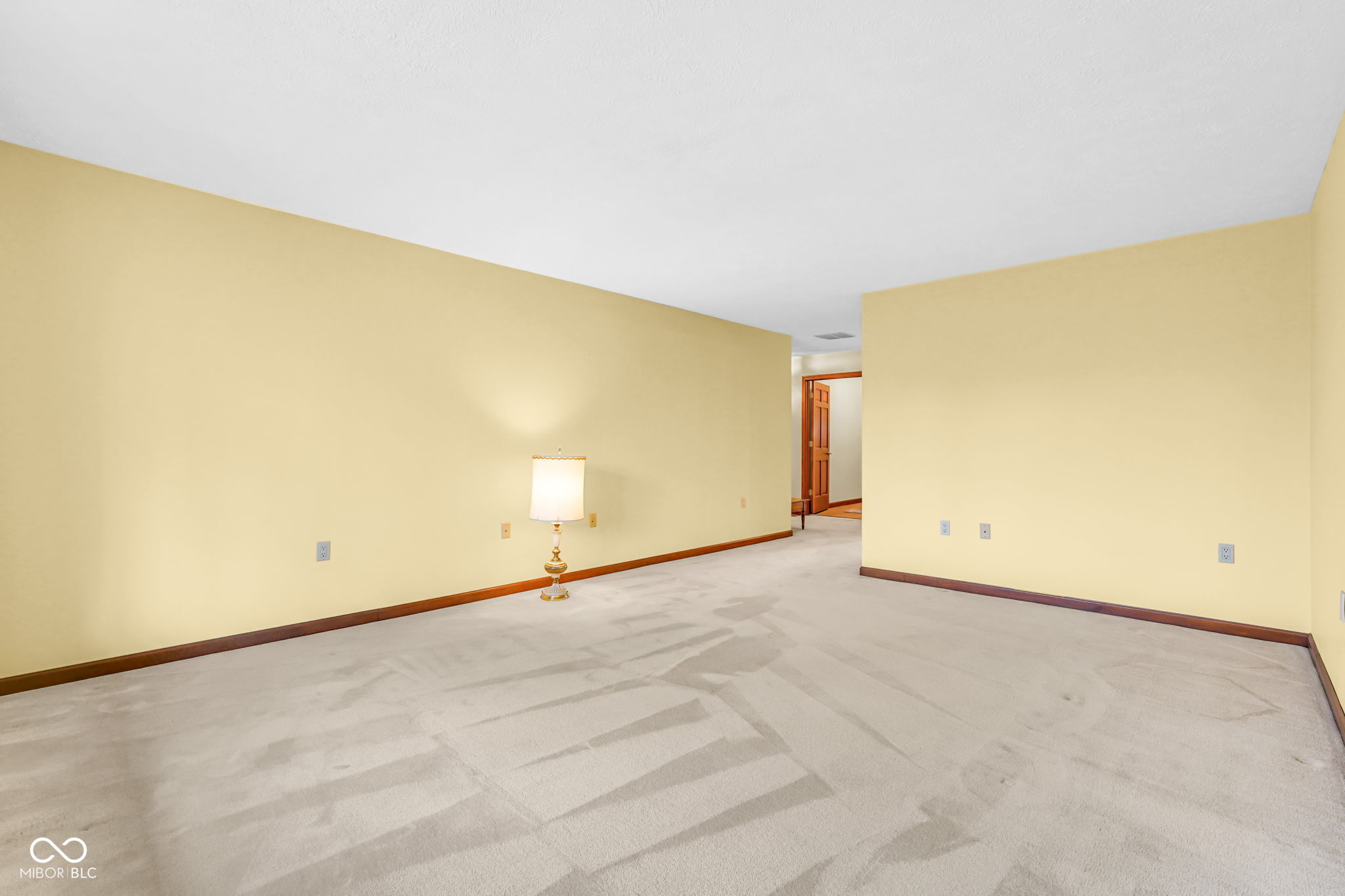 5697 RidgeHill Way Avon, IN 46123 - Photo 13 of 64