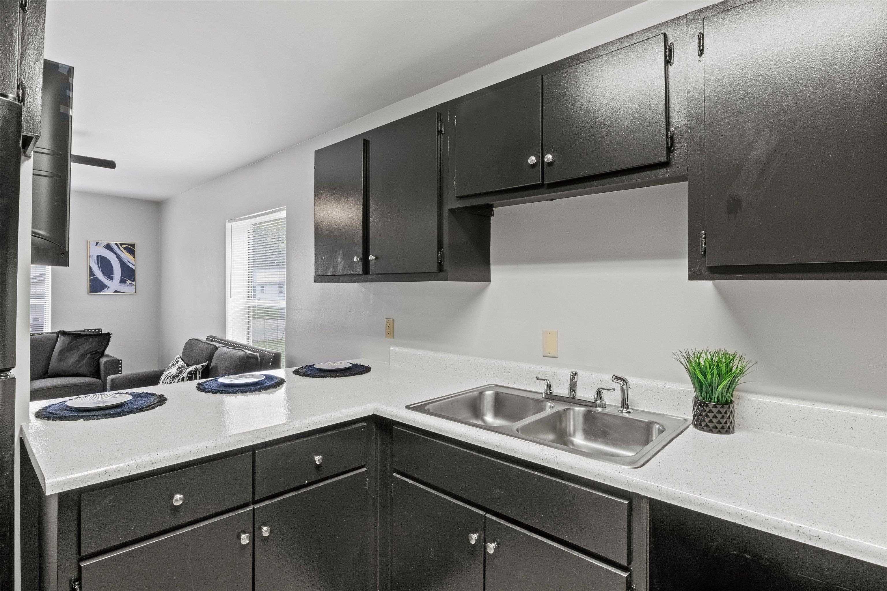 2114 Main Street Tallahassee, FL 32310 - Photo 12 of 17