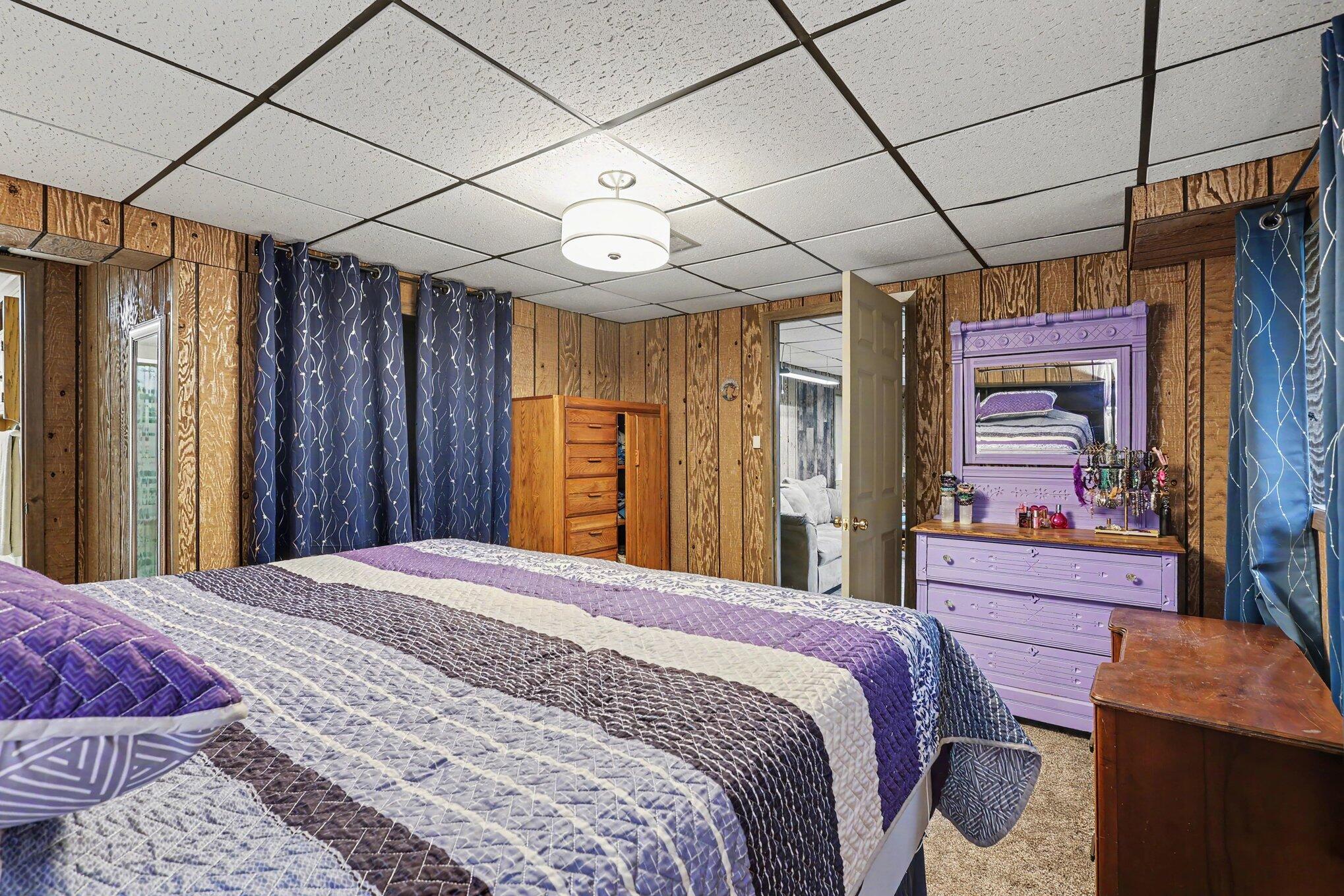 1363 Quarterline Road Muskegon, MI 49442 - Photo 11 of 22 015_file_9522
