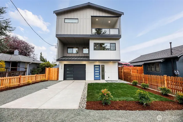 $1,498,000 | 329 North 103rd Street, Seattle, WA 98133