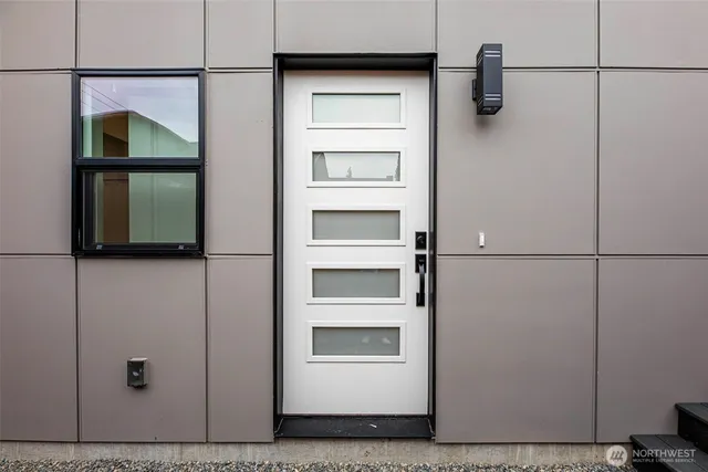 $1,498,000 | 329 North 103rd Street, Seattle, WA 98133