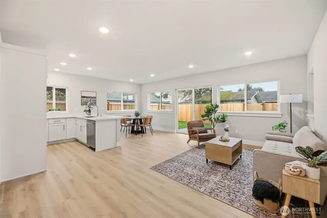 $1,498,000 | 329 North 103rd Street, Seattle, WA 98133