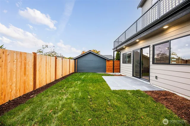 $1,498,000 | 329 North 103rd Street, Seattle, WA 98133