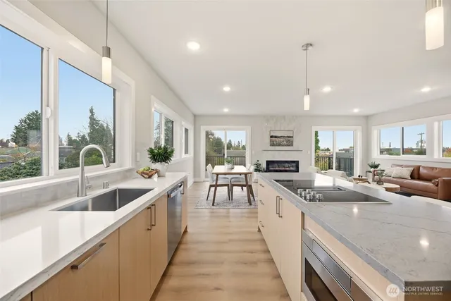 $1,498,000 | 329 North 103rd Street, Seattle, WA 98133