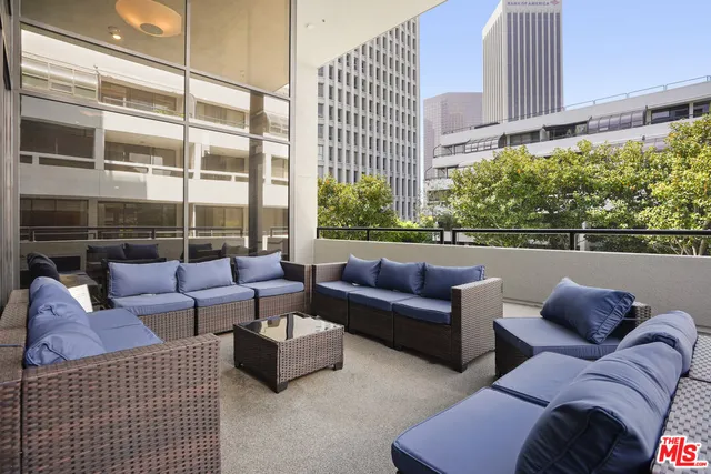 $525,000 | 880 West 1st Street, Unit 604, Los Angeles, CA 90012