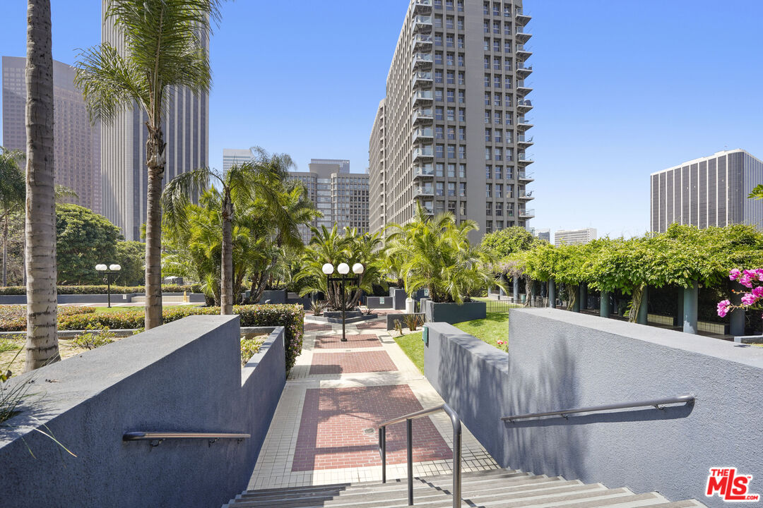 880 West 1st Street, Unit 604 Los Angeles, CA 90012 - Photo 52 of 60 a view of a balcony with outdoor space