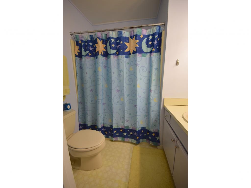 216 Locust Hill Road, Unit 216 Shelburne, VT 05482 - Photo 12 of 15 Gallery Image 12