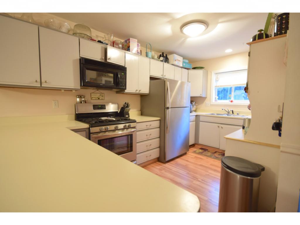 216 Locust Hill Road, Unit 216 Shelburne, VT 05482 - Photo 5 of 15 Gallery Image 5
