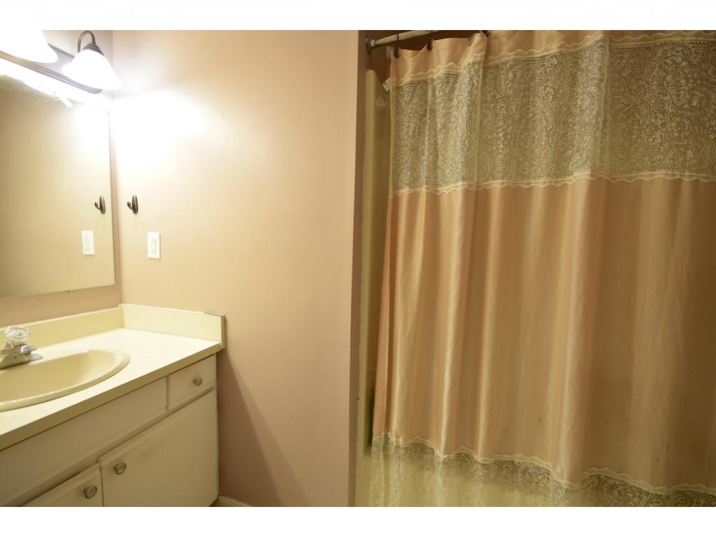 216 Locust Hill Road, Unit 216 Shelburne, VT 05482 - Photo 10 of 15 Gallery Image 10